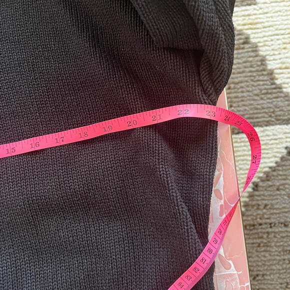 GAP Black Cotton Crewneck Sweater - Picture 4 of 5